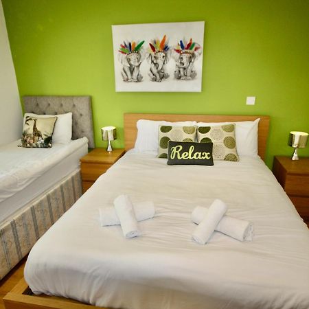 Four Corners Holiday Home Hot Tub & Sauna เฟิร์นดาวน์ ภายนอก รูปภาพ