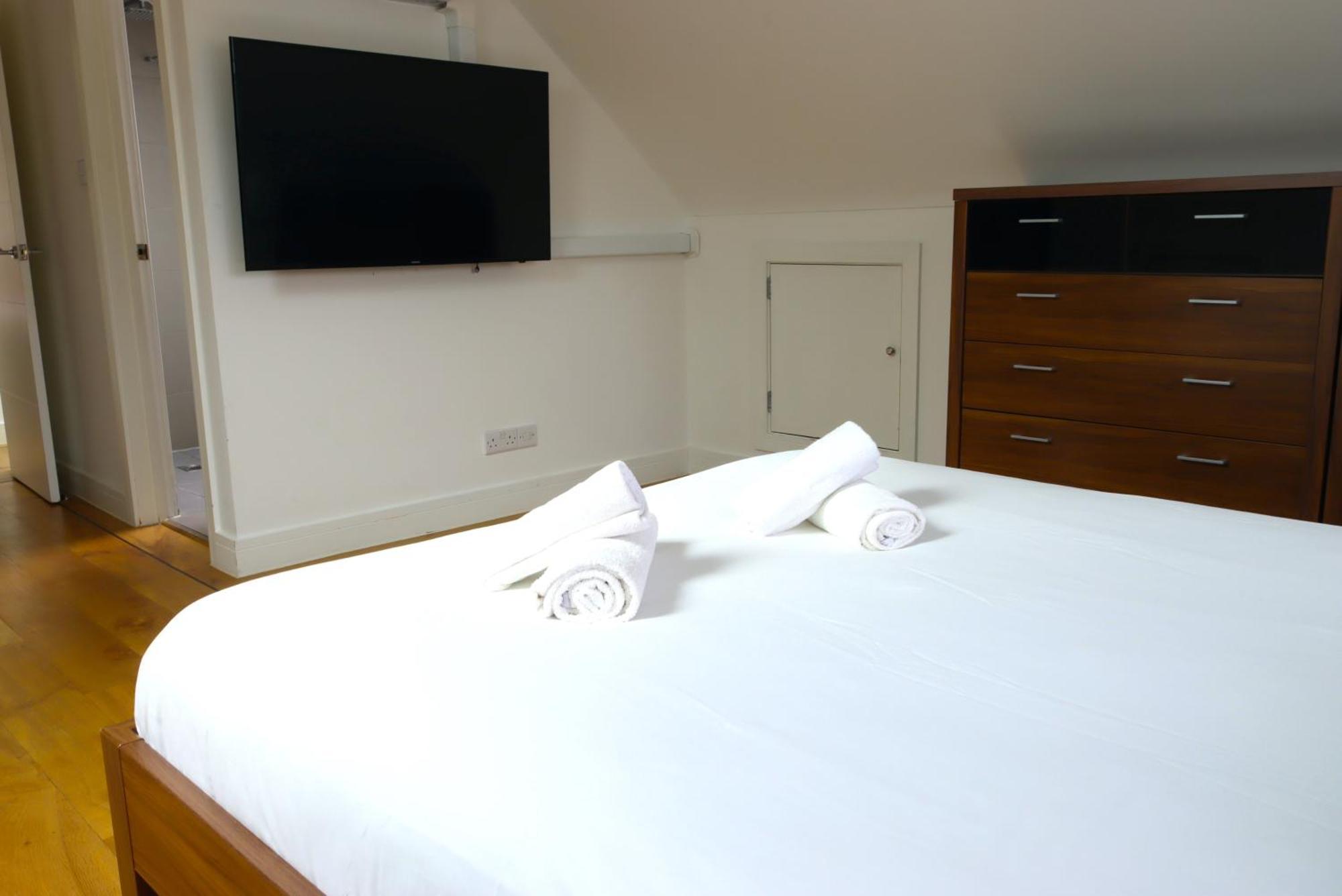Four Corners Holiday Home Hot Tub & Sauna เฟิร์นดาวน์ ภายนอก รูปภาพ