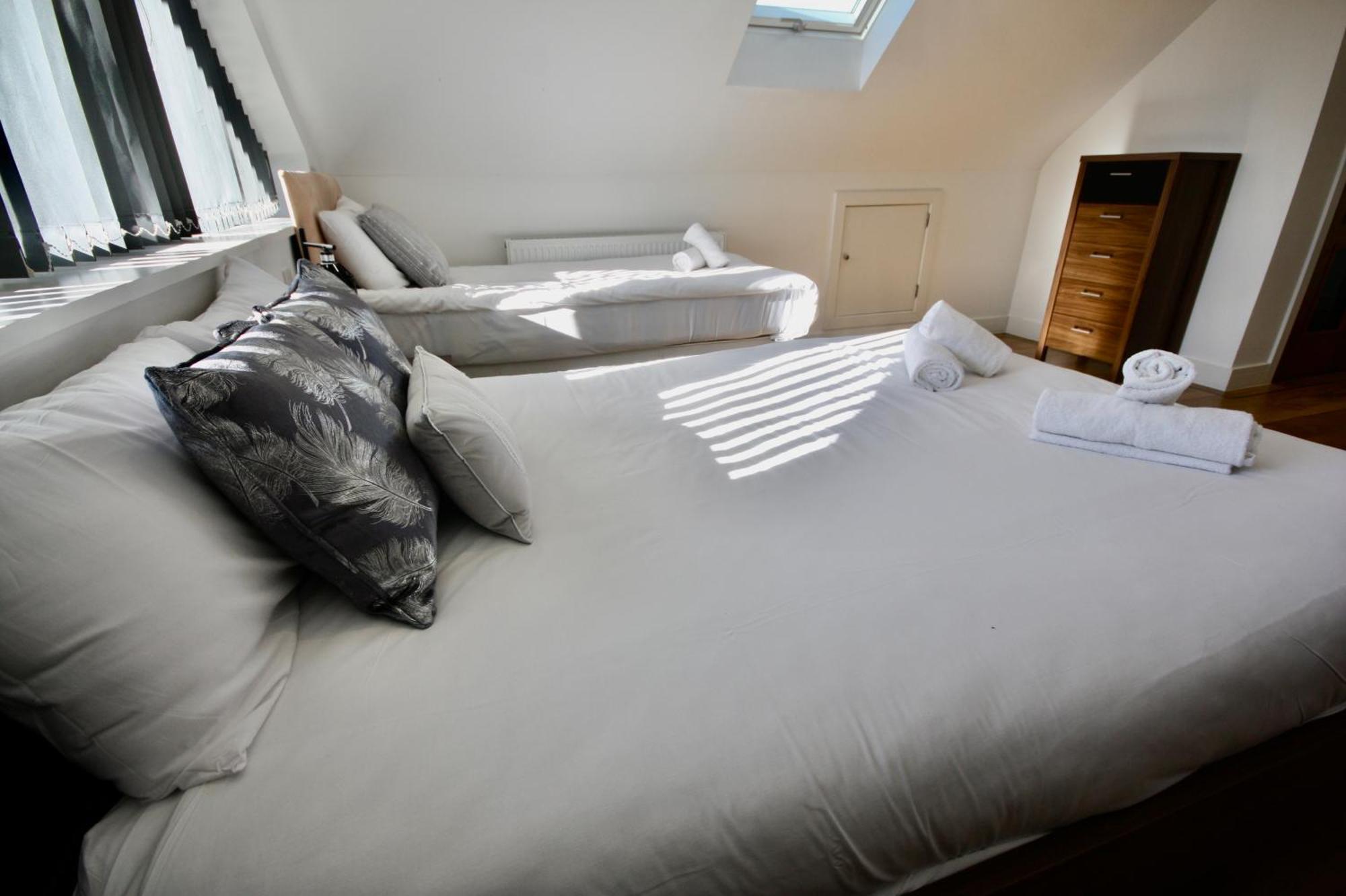 Four Corners Holiday Home Hot Tub & Sauna เฟิร์นดาวน์ ภายนอก รูปภาพ